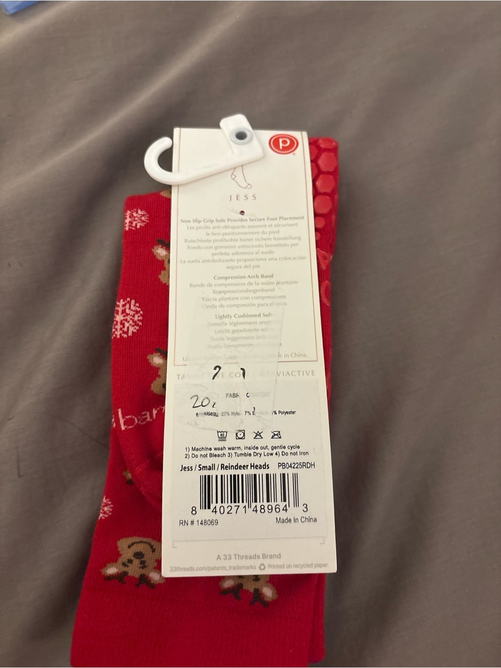 Pure Barre Red Holiday Grip Socks small new - Picture 2 of 3